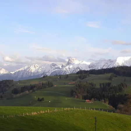 Gantrisch Ferienzimmer فندق Rüeggisberg